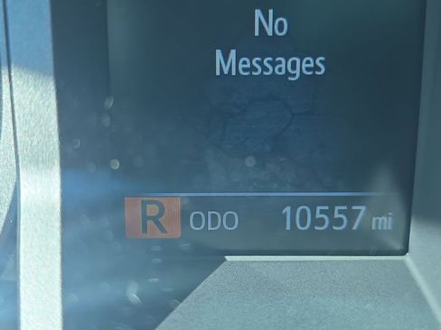 Used 2022 Toyota Tacoma TRD Off-Road image 21