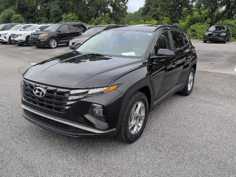 Used 2023 Hyundai Tucson SEL FWD image 3