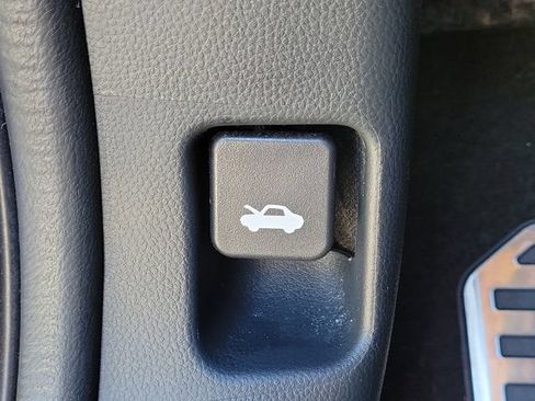 Used 2020 Honda Accord Sport image 24