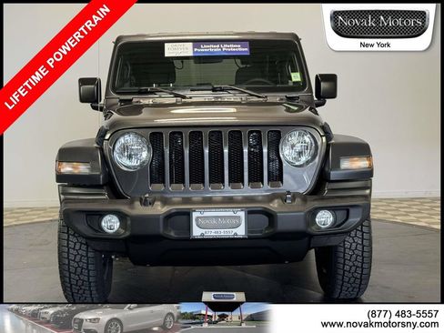 Used 2023 Jeep Wrangler Sport AWD/4WD image 2