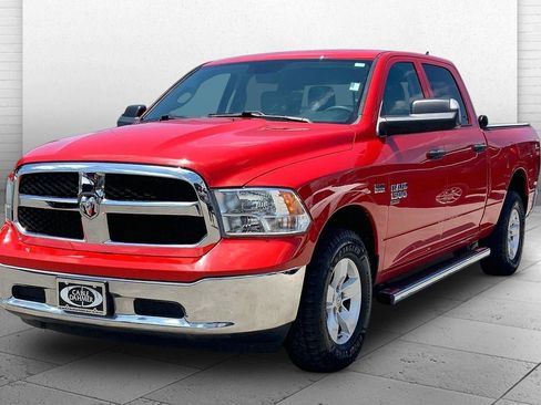 Used 2022 RAM 1500 Classic SLT w/ Trailer & Traction Group AWD/4WD image 10