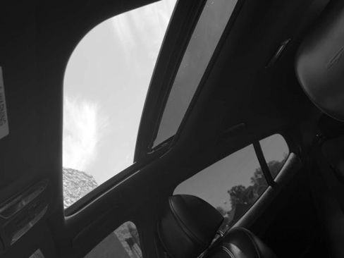 Used 2018 Kia Stinger GT2 image 42