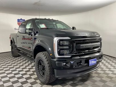 New 2026 Ford F350 Lariat w/ Black Appearance Package