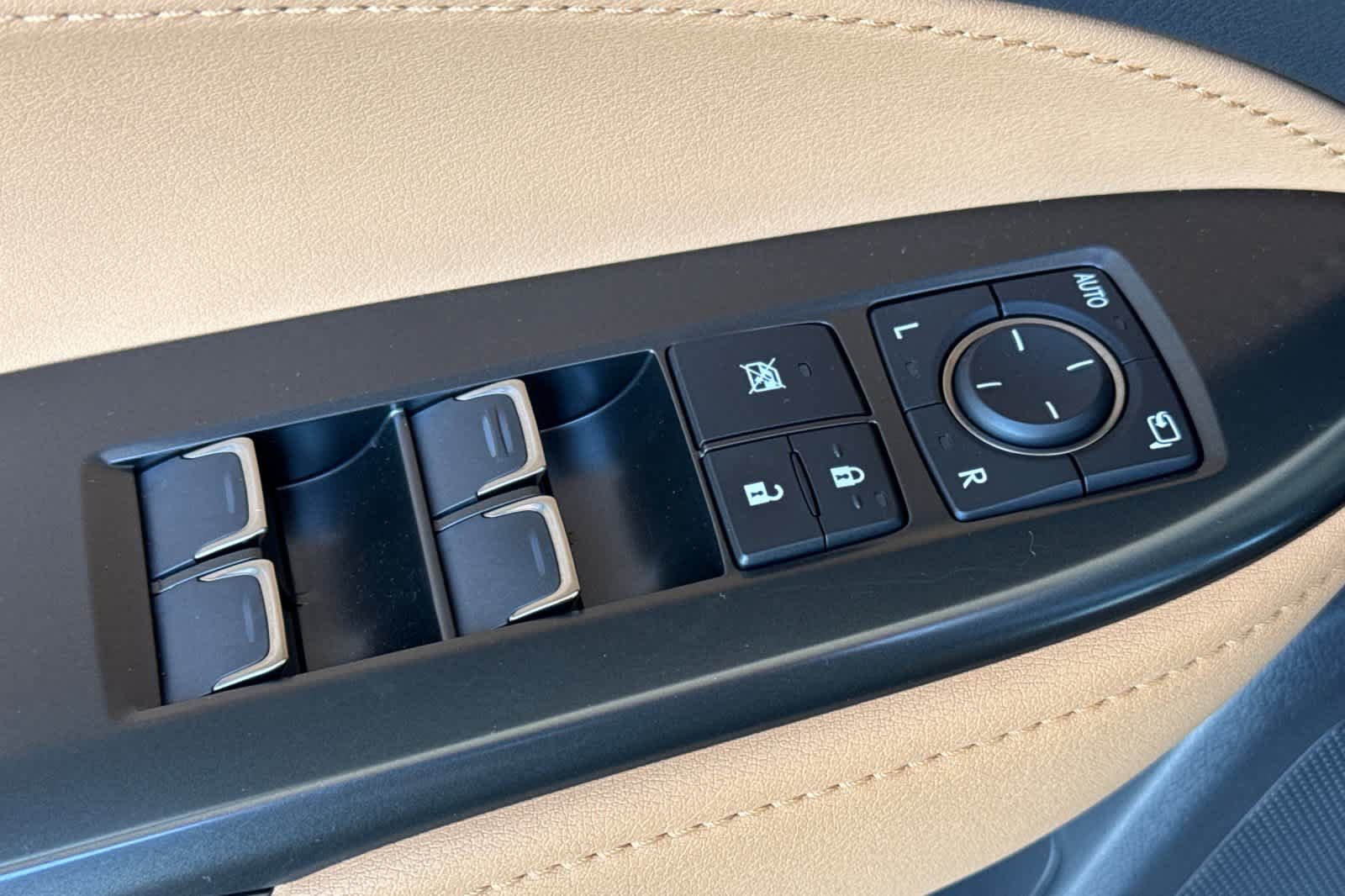 Certified 2024 Lexus NX 350h AWD image 13