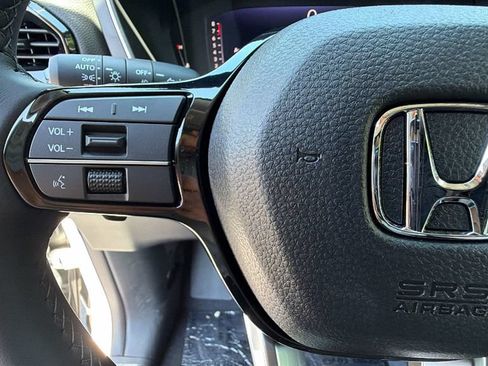 New 2026 Honda Pilot Touring image 19