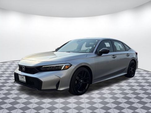 Used 2025 Honda Civic Sport image 3