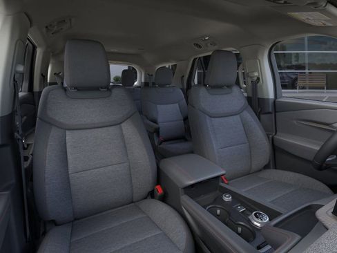 New 2025 Ford Explorer Active image 11