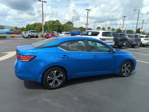 Certified 2023 Nissan Sentra SV FWD image 5