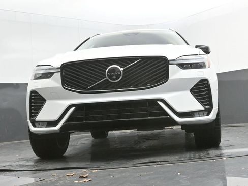 New 2026 Volvo XC60 B5 Ultra w/ Protection Package Premier image 38