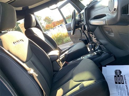 Used 2017 Jeep Wrangler Unlimited Sahara w/ Connectivity Group image 14