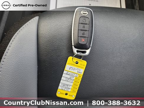 Certified 2023 Nissan Kicks SR w/ SR Premium Package image 32