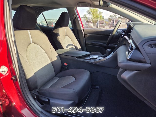 Used 2021 Toyota Camry LE FWD image 15