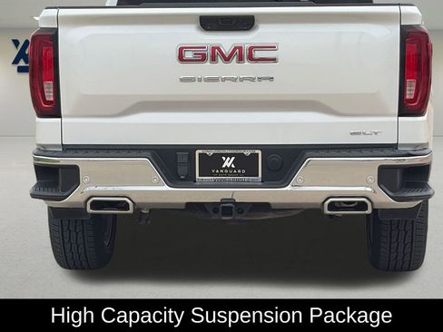 Used 2023 GMC Sierra 1500 SLT AWD/4WD image 9