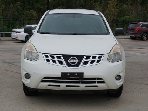 Used 2013 Nissan Rogue S image 2