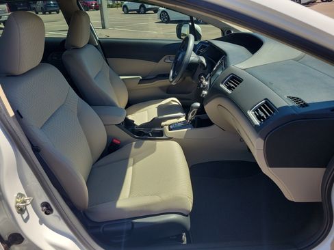 Used 2015 Honda Civic SE image 17