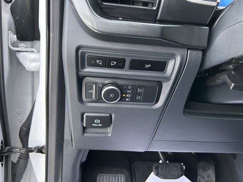 Used 2022 Ford F150 XLT w/ Equipment Group 302A High image 18