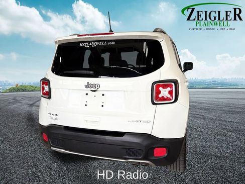 Used 2018 Jeep Renegade Limited w/ UConnect 8.4 Nav Group AWD/4WD image 5