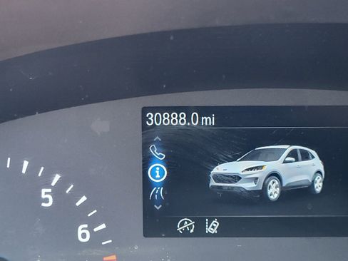 Certified 2022 Ford Escape SE w/ SE Sport Appearance Package image 29