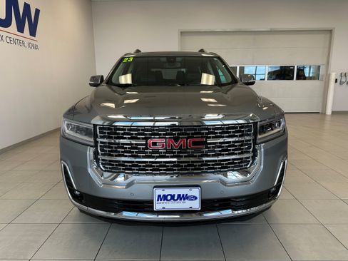 Used 2023 GMC Acadia Denali AWD/4WD image 3
