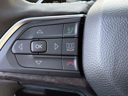 New 2025 Jeep Grand Cherokee Limited image 18