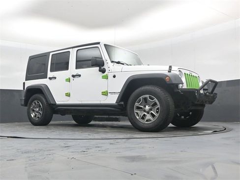 Used 2017 Jeep Wrangler Unlimited Rubicon image 38