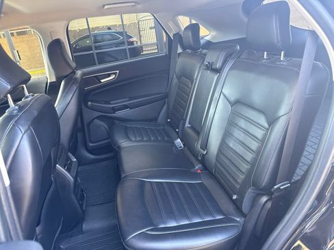 Used 2024 Ford Edge SEL w/ Convenience Package AWD/4WD image 7