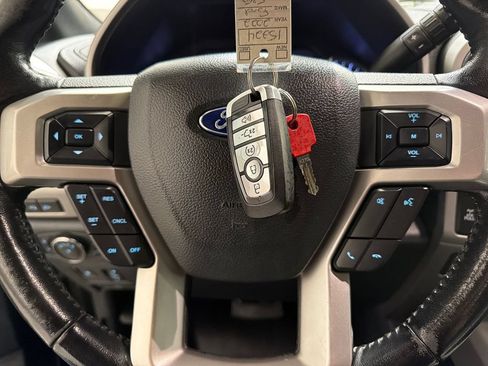 Used 2022 Ford F350 Lariat w/ Lariat Ultimate Package AWD/4WD image 58