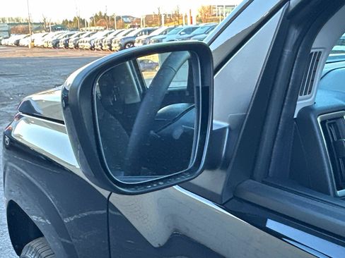 New 2026 Nissan Frontier SV w/ All-Weather Content Package image 10