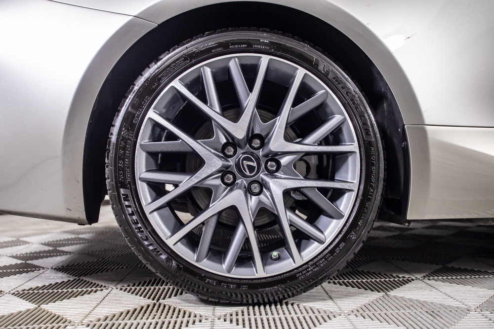 Used 2016 Lexus RC 200t RWD image 47