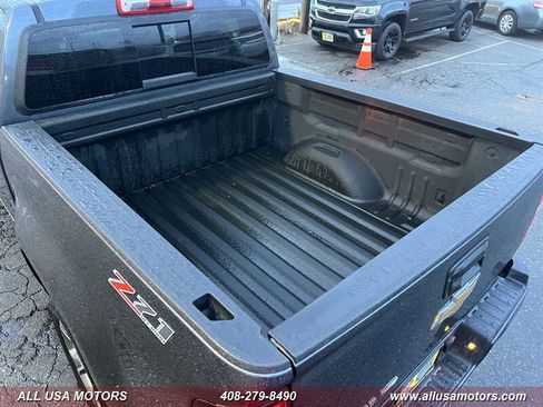 Used 2017 Chevrolet Colorado Z71 image 28