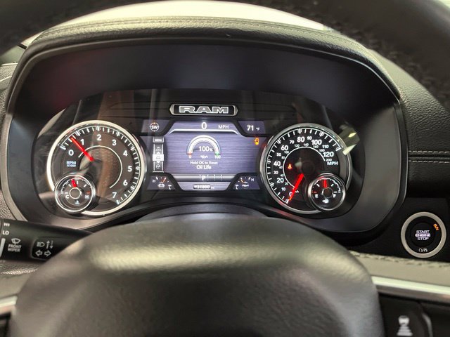 Used 2025 RAM 1500 Laramie AWD/4WD image 26