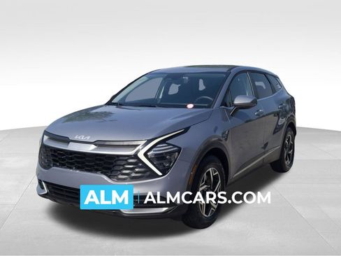 Used 2025 Kia Sportage LX FWD image 1