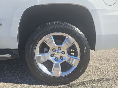 Used 2016 Chevrolet Tahoe LT w/ Luxury Package image 31