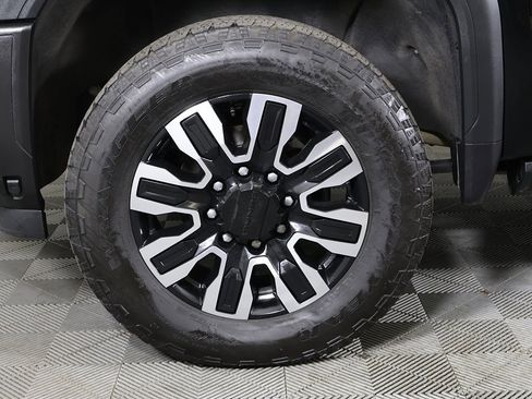 Used 2024 GMC Sierra 3500 Denali Ultimate image 27