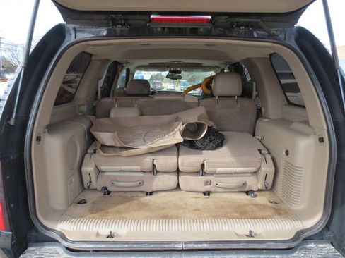 Used 2004 GMC Yukon Denali image 10