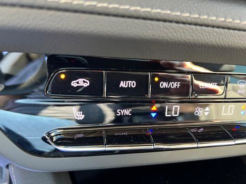 Used 2023 Buick Envision Preferred w/ Sport Touring Package image 20