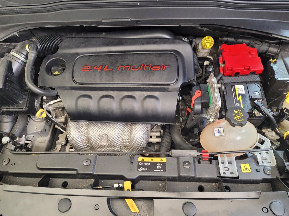 Used 2020 Jeep Renegade Latitude w/ Popular Equipment Group FWD image 30
