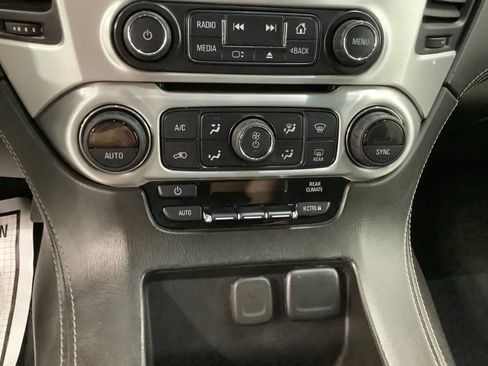 Used 2020 GMC Yukon XL SLE w/ Convenience Package AWD/4WD image 21