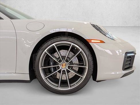 Used 2022 Porsche 911 Carrera S image 11