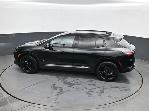 Used 2024 Chevrolet Equinox EV RS image 19