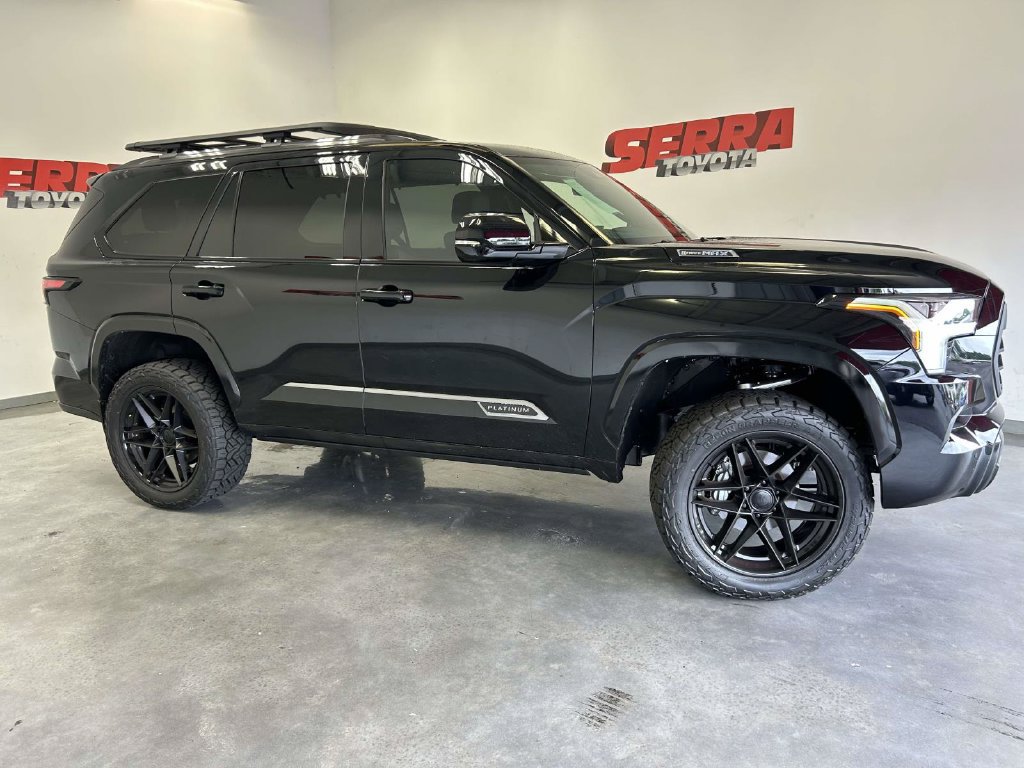 Used 2026 Toyota Sequoia Platinum AWD/4WD image 2