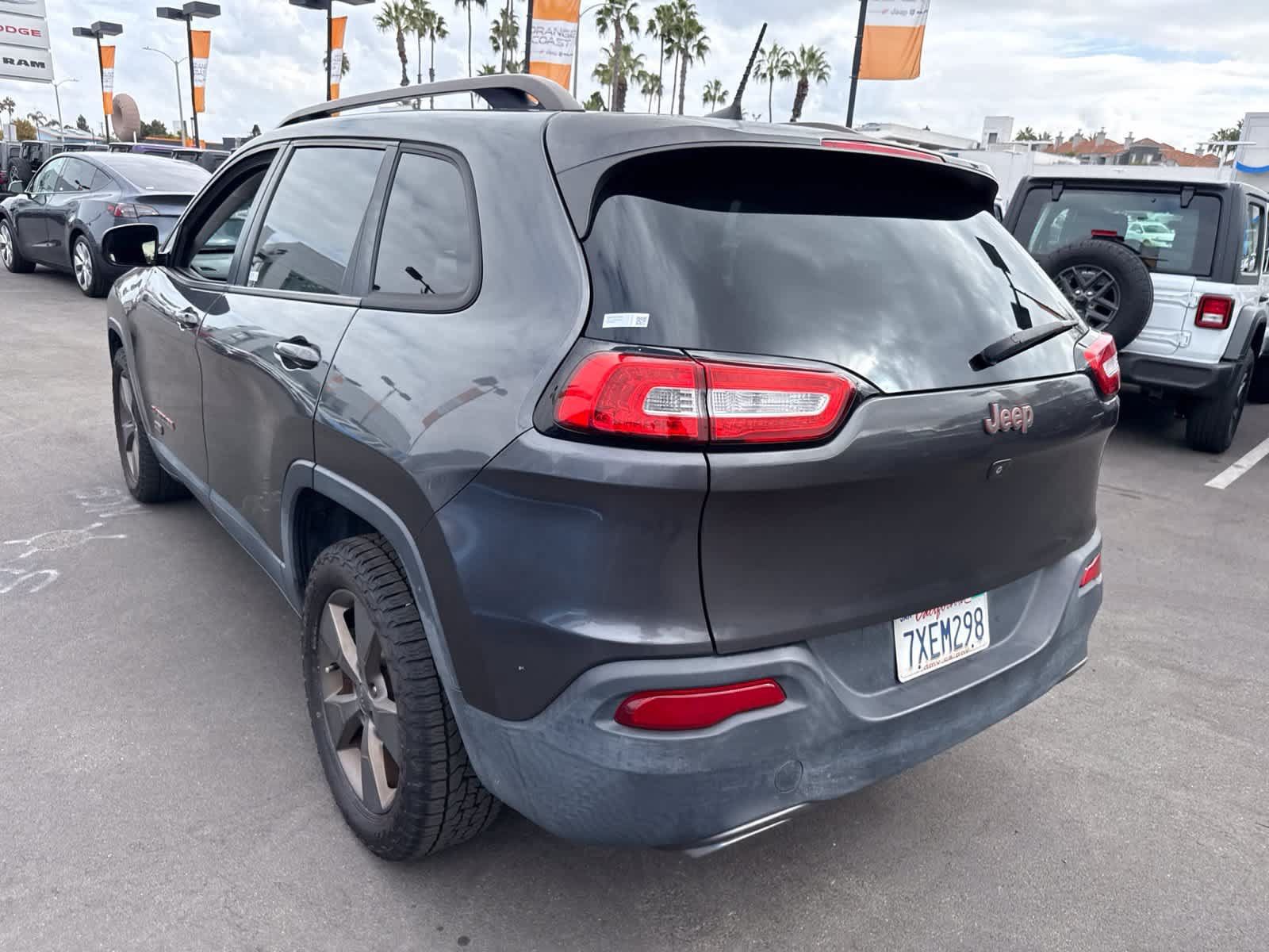 Used 2017 Jeep Cherokee 75th Anniversary FWD image 16