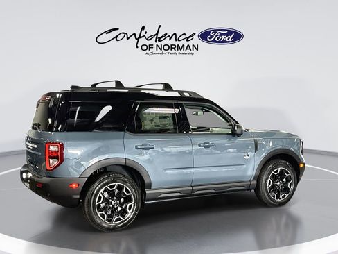 New 2025 Ford Bronco Sport Outer Banks w/ Outer Banks Tech Package+ AWD/4WD image 9