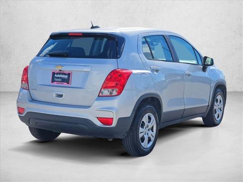 Used 2019 Chevrolet Trax LS image 5