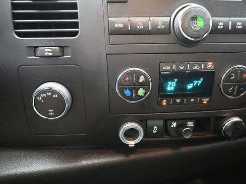 Used 2013 Chevrolet Silverado 1500 LT AWD/4WD image 26