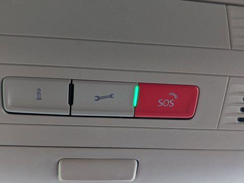 Used 2023 Volkswagen Tiguan S image 16