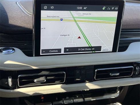 Used 2023 Lincoln Aviator Black Label w/ Jet Package image 22