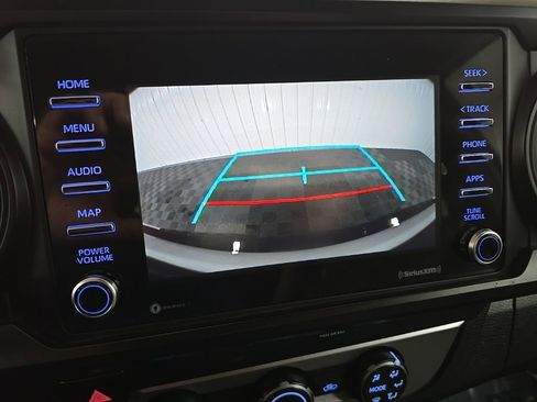 Used 2020 Toyota Tacoma SR image 23