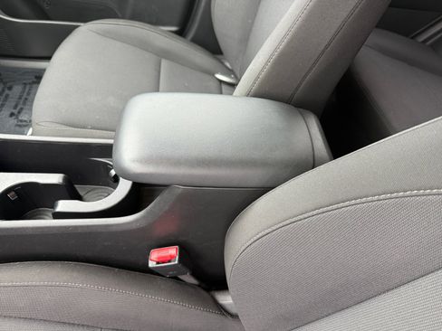 Used 2024 Hyundai Kona SEL image 14