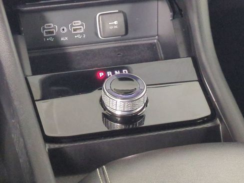 Used 2025 Jeep Grand Cherokee Laredo X w/ Luxury Tech Group I AWD/4WD image 22